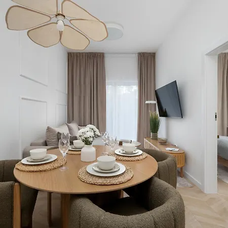 Hygge - Z Basenem - Easy-rent 波别罗沃
