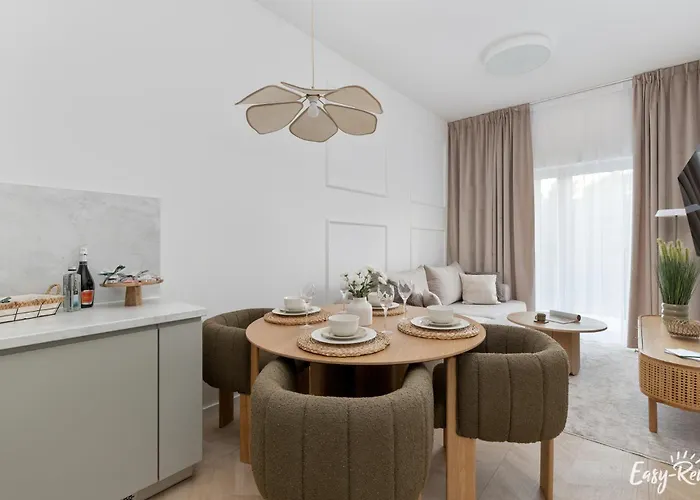 Hygge - Z Basenem - Easy-rent * Pobierowo